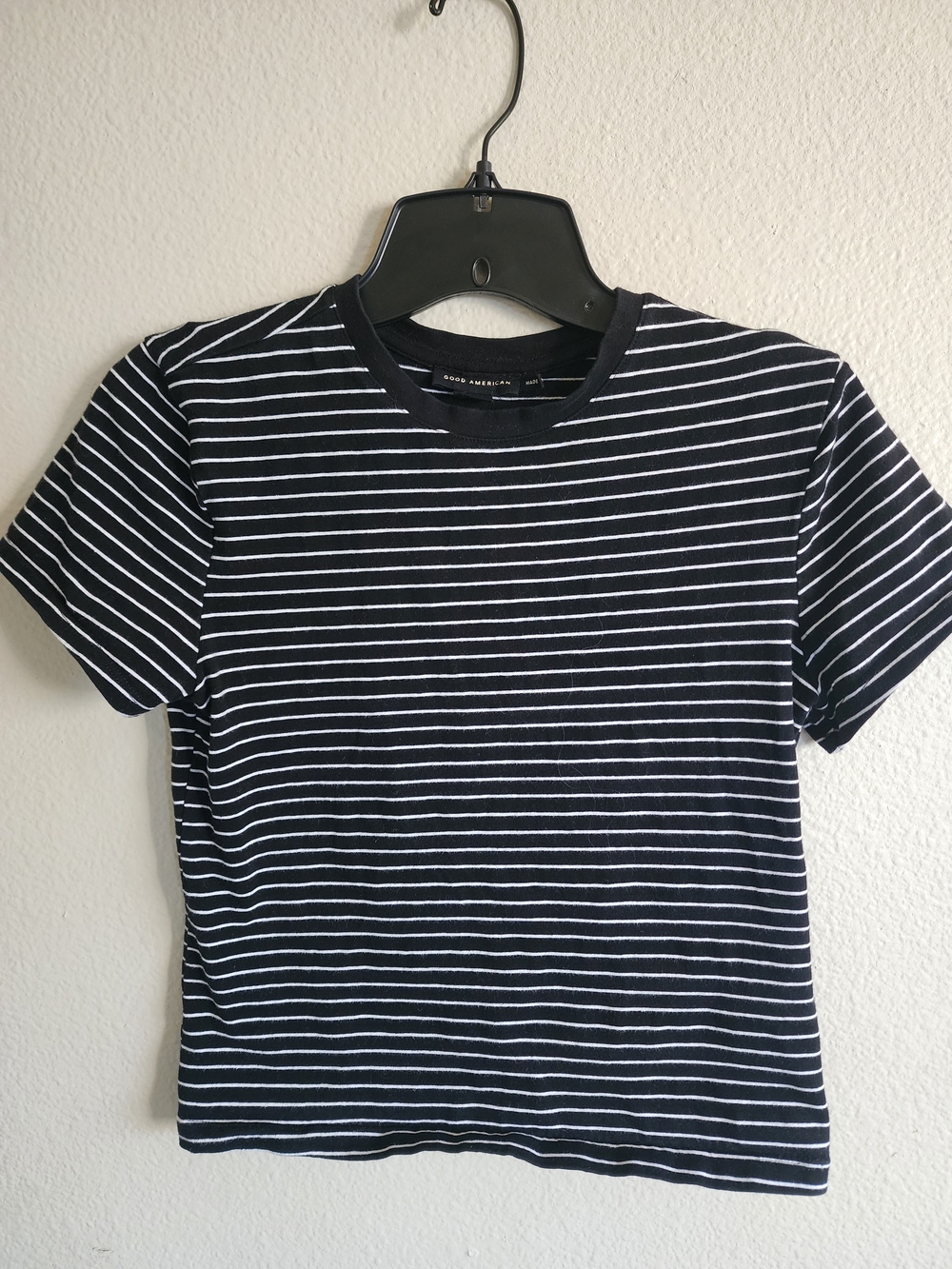 GOOD AMERICAN Super Stretch Baby Tee Black White Stripe Medium